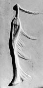 Femme dans le vent - 1971, Bas -relief en plâtre